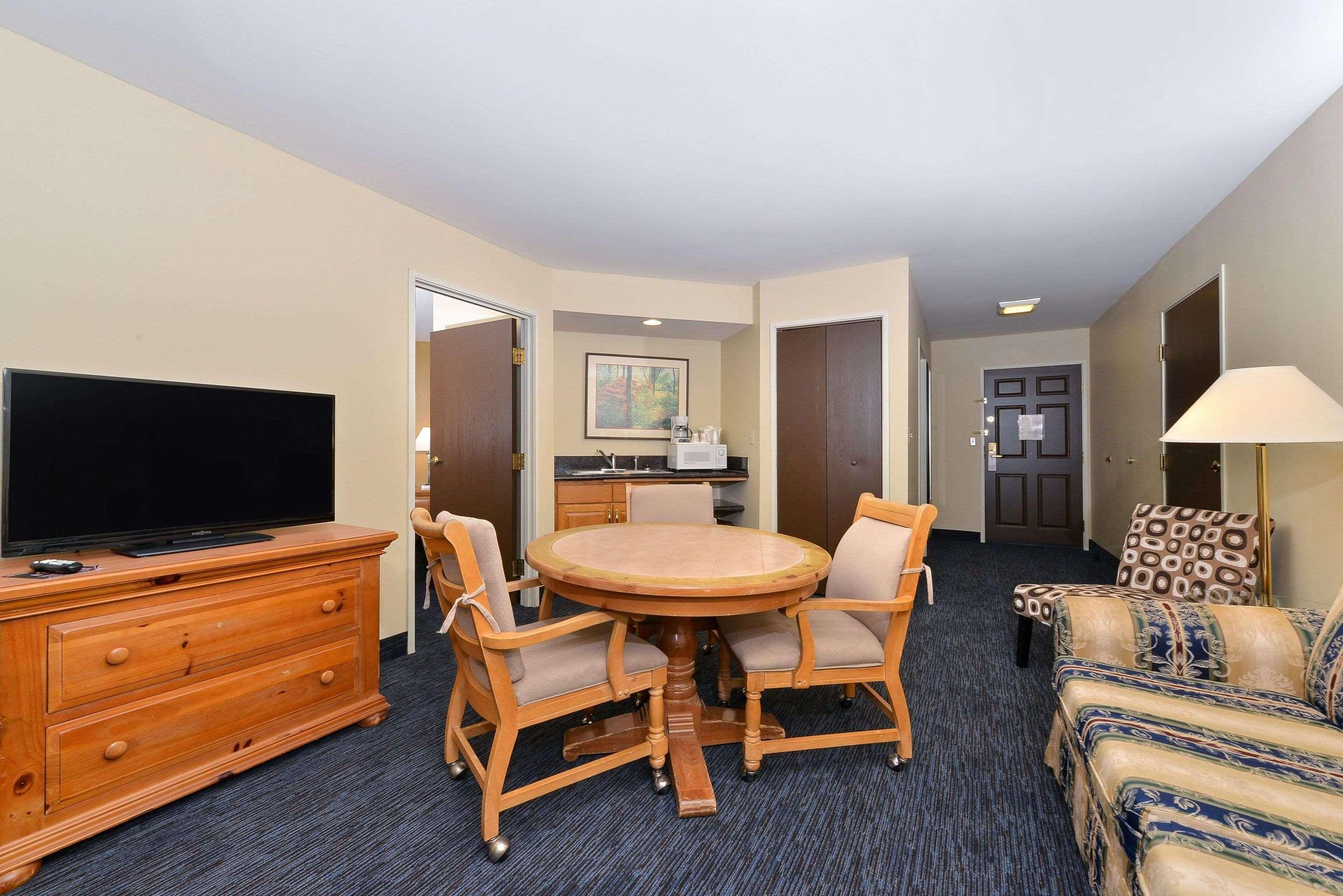 Quality Inn & Suites Shawano Buitenkant foto