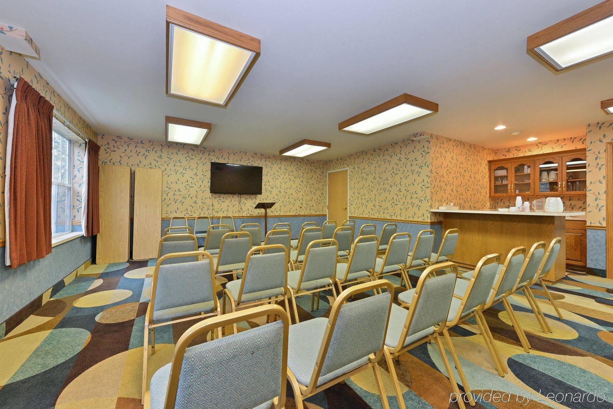 Quality Inn & Suites Shawano Buitenkant foto